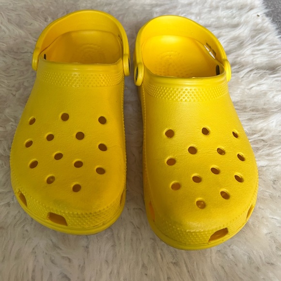 CROCS | Shoes | Yellow Crocs Men 9 